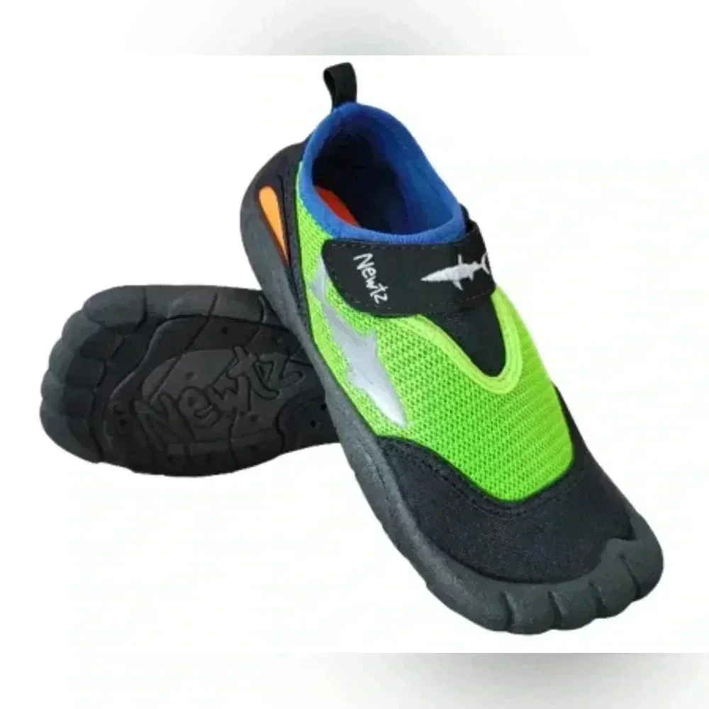 Water Shoes Size 2/3 Green Neon Kids Youth Toddler Shark
